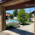 Lea Hause With Swimming Pool In Vitosha Montain, Jacuzzi And Free Parking