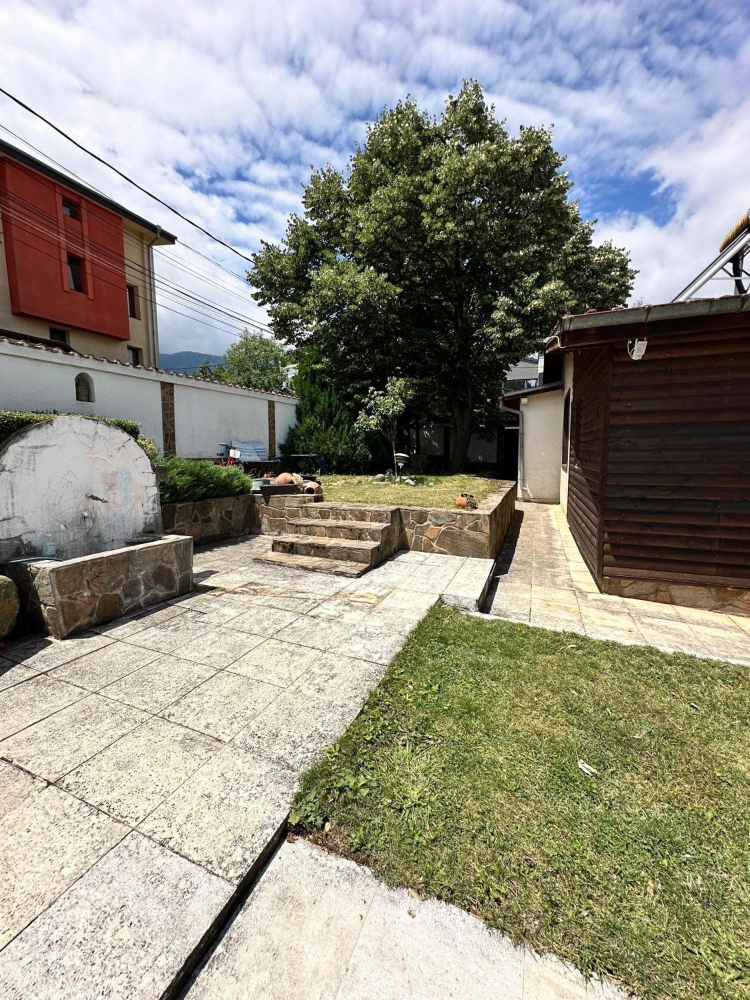 Villa Lea Hause With Swimming Pool In Vitosha Montain, Jacuzzi And Free Parking Sofia